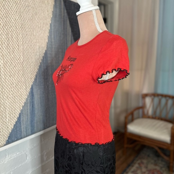 Kimchi Blue Scorpio Red Lettuce Edge Babydoll Tee - Picture 6 of 9